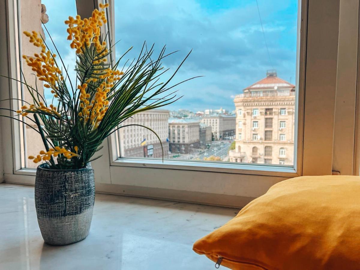 Ukraine On Kreshchatik *